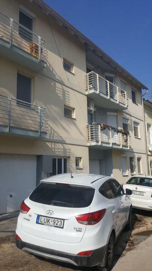 Kristaly Apartman Сегед Экстерьер фото